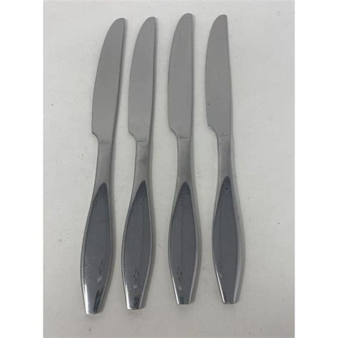 Stainless Flatware Dinner Knives