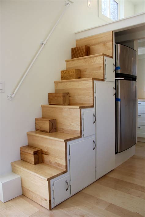 simple stairs design for small house Architecture