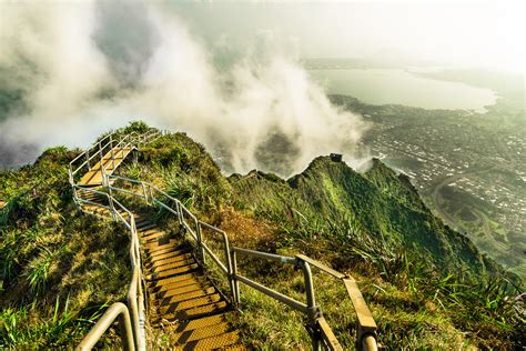 stairway to heaven in hawaii pictures
