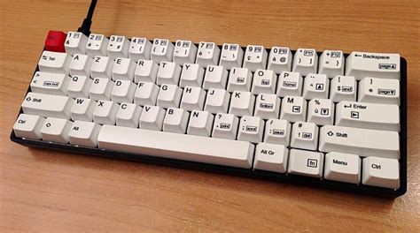 standard 60% keyboard layout