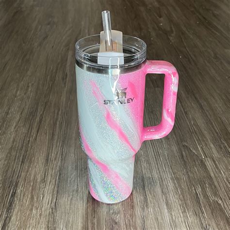 stanley cup pink with handle