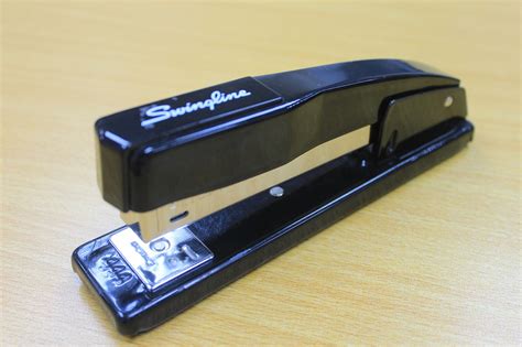 Stapler Name In Marathi