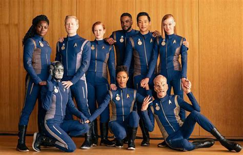 star trek discovery cast and crew