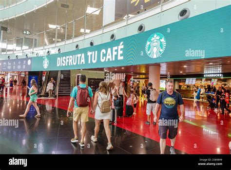 Starbucks El Prat Terminal 2
