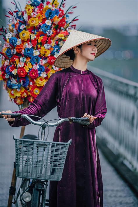 starlets 2 big tittied