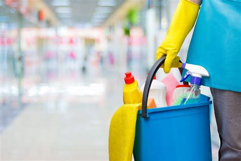 Make 6 Figures By Learning How To Start A Commercial Cleaning Business