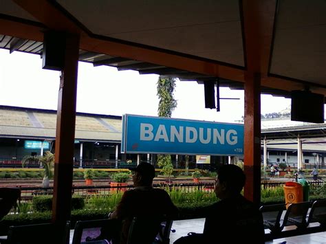 Stasiun Bandung Ada Berapa? Ini Jawabannya!