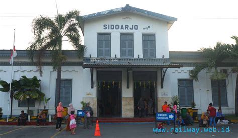 stasiun kereta api sidoarjo