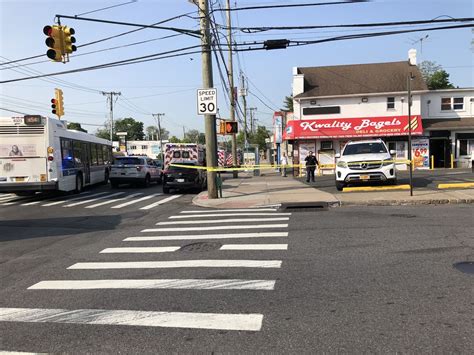 staten island car crash hylan blvd