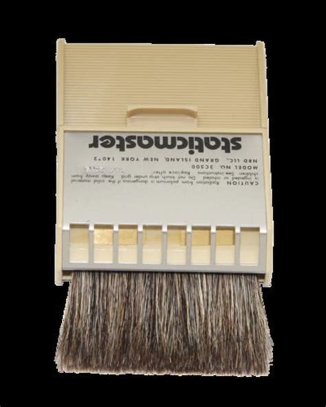 Staticmaster Brush 3