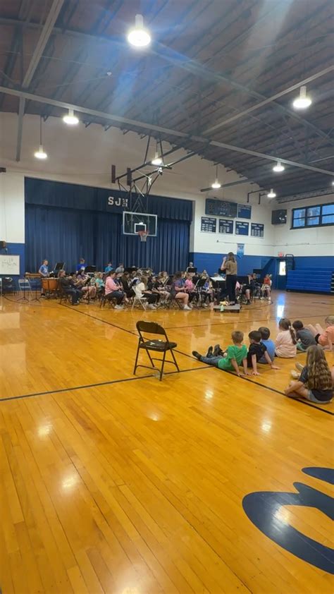 Steeleville Elementary School