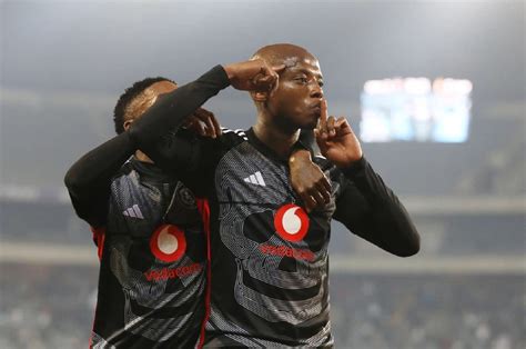 stellenbosch vs orlando pirates live score