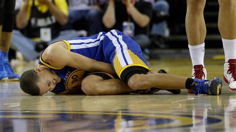 steph curry injury history