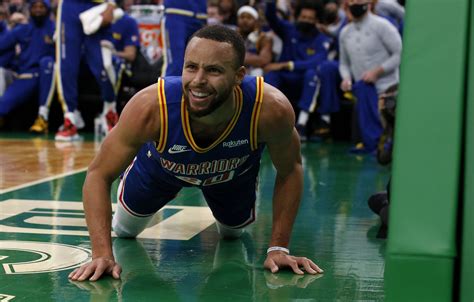steph curry makes nba history