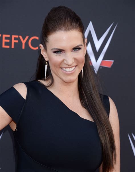 stephanie mcmahon(00)