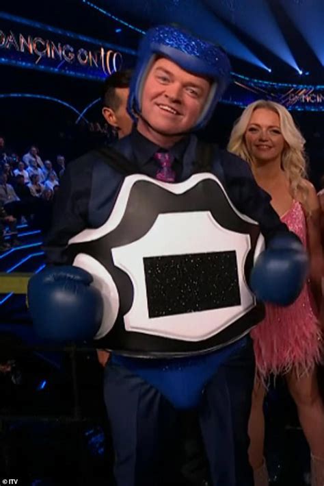 stephen mulhern punched by ricky hatton