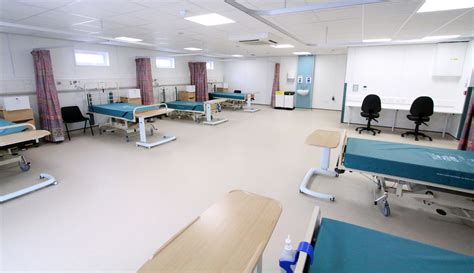 stepping hill hospital wards