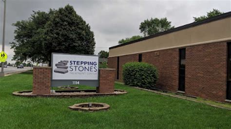 stepping stones recovery house illinois