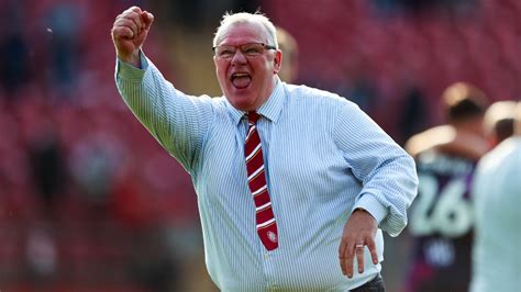 steve evans stevenage