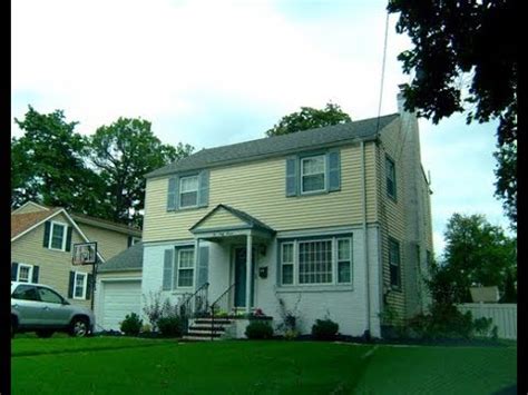 steven spielberg childhood home