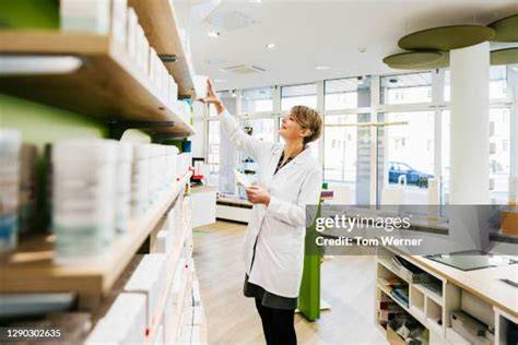 Stocking Shelves German