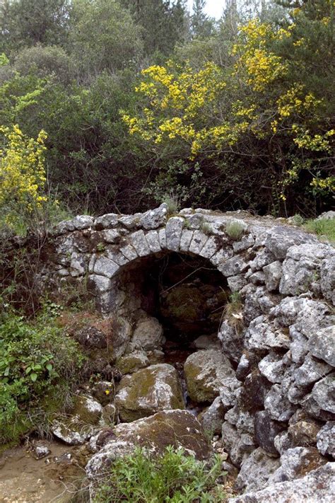 stone bridges Lefkada