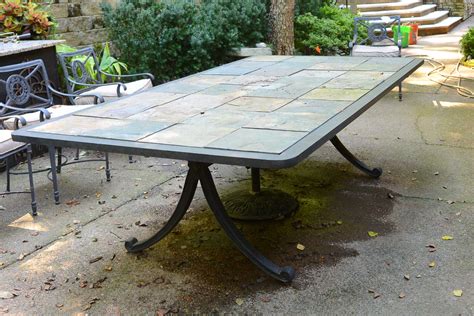 Stone Patio Tables Ideas HomesFeed
