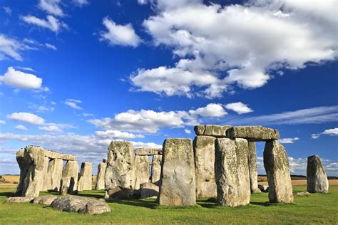 stonehenge uk official website
