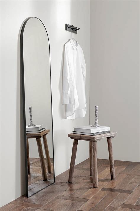 Stora speglar online Köp en stor spegel hos oss Homeroom.se