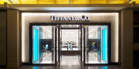 stores that sell tiffany and co. jewelry