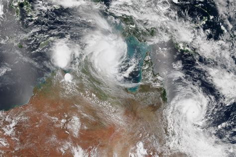 storms hit eastern australia