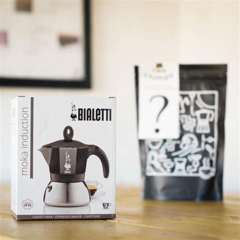 Stovetop Espresso Maker Gift Set