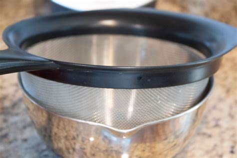 Strainer In Vietnamese
