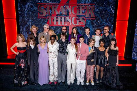 stranger things tv cast season 5