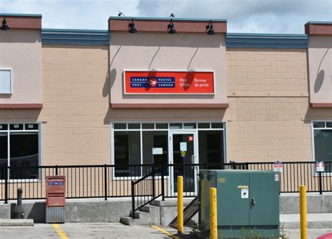 Strathmore Canada Post Office