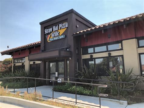 Straw Hat Pizza Grille