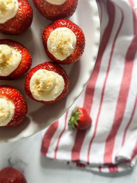 Strawberries Cheesecake Bites