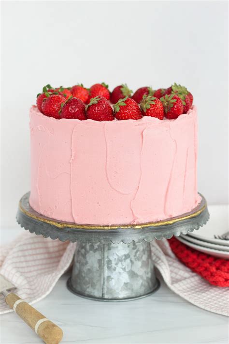 Strawberry Cheesecake Layer Cake