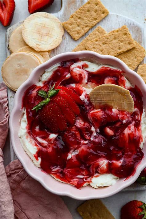 Strawberry Dessert Dip