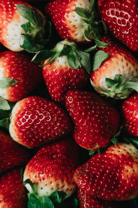 Strawberry Menjaga Kesehatan Mata