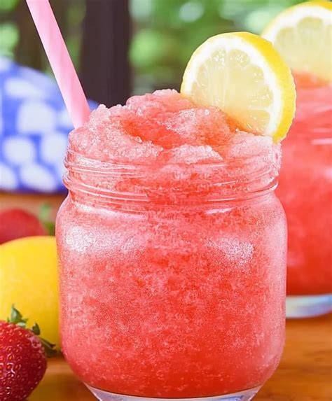 Make This Refreshing Pineapple Lemonade Slushie Make and Takes