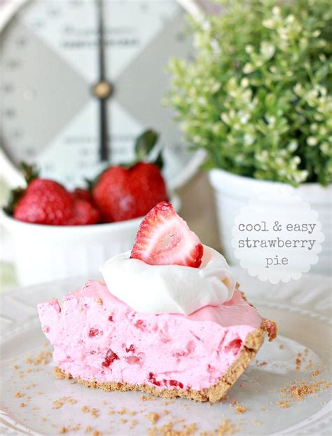 strawberry pie with graham cracker crust