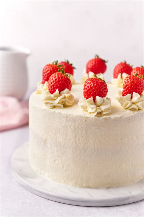 Strawberry and Whipped Cream Cake What Should I Make For...