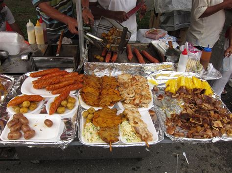 street food in cartagena colombia