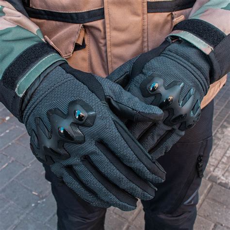 street gloves