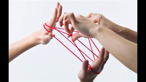 String Game With Hands