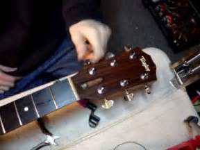 String Guitar Locking Method