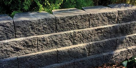 strongest type of retaining wall