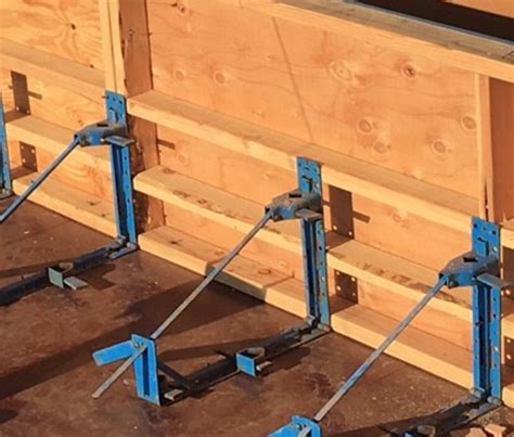 Structural Steel Kickers