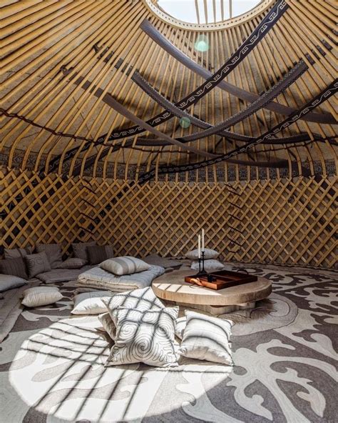 Structure Of Blankets And Pillows